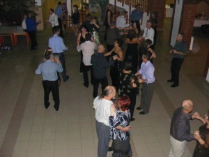 189813_444452055615294_583418392_n