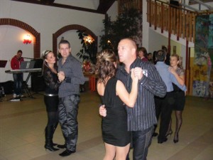 484194_444450808948752_1918580934_n