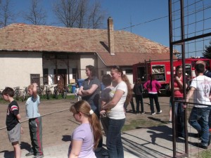 935415_520061801379937_1760874280_n